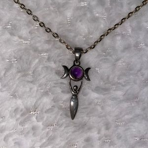 Silver Necklace with Amethyst Stone